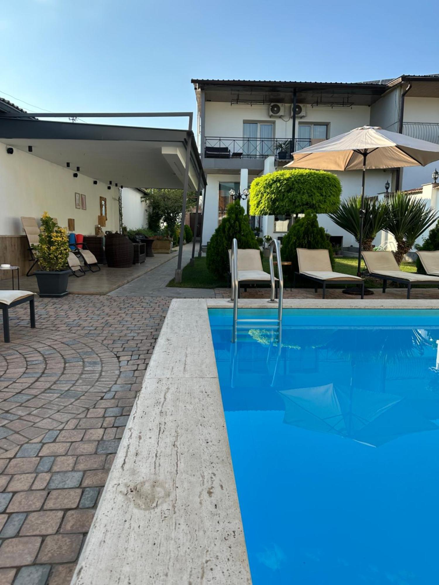 Garden Lounge Hotel Jerevan Eksteriør billede